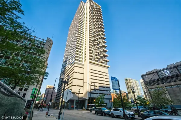 235 W Van Buren Street #4222, Chicago, IL 60607