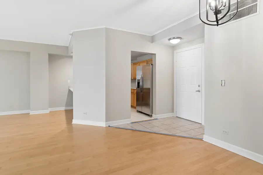 245 Burlington Avenue #203, Clarendon Hills, IL 60514 - #3