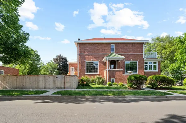 5100 N Long Avenue, Chicago, IL 60630