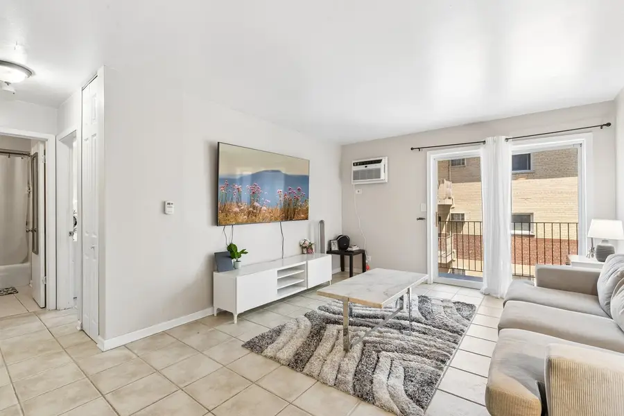 7449 Washington Street #403, Forest Park, IL 60130 - #2
