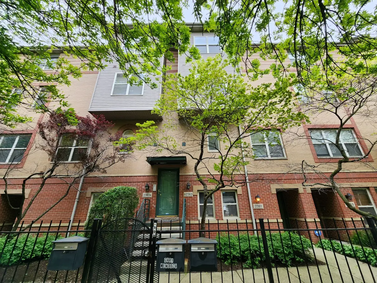 2363 E 70th Place #B, Chicago, IL 60649 - #1