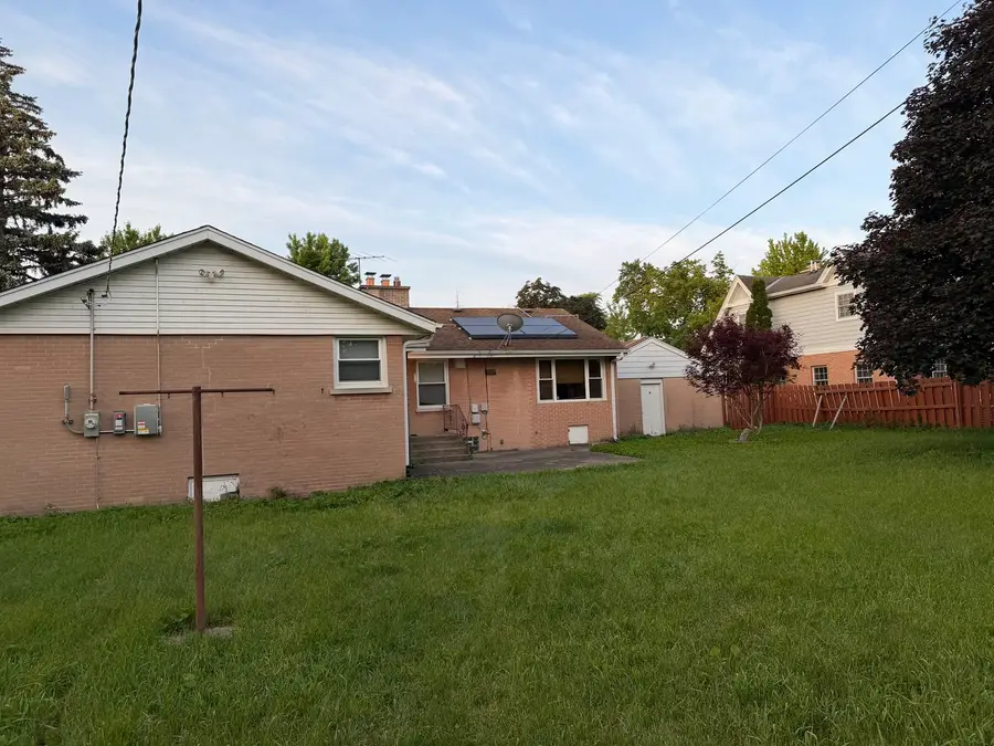 840 E Thacker Street, Des Plaines, IL 60016 - #2