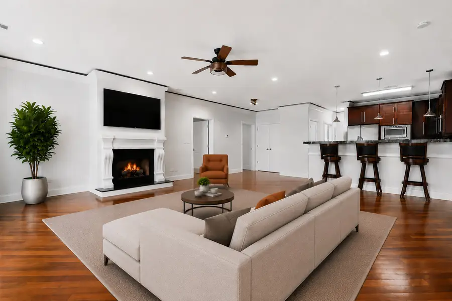 4755 N Kilbourn Avenue #2D, Chicago, IL 60630 - #3
