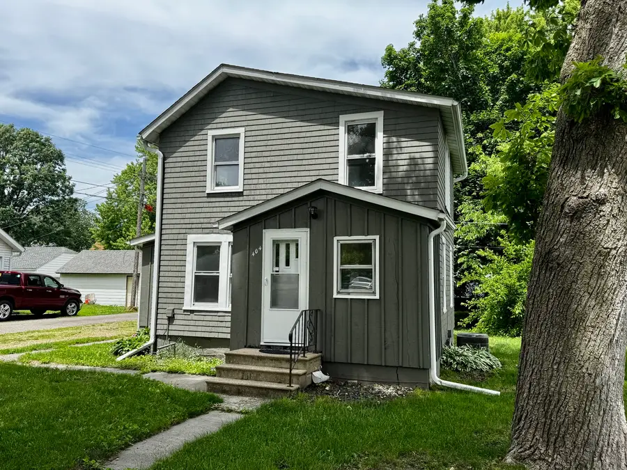 404 4th Street, Mendota, IL 61342 - #2