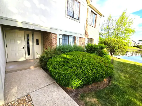 1947 N Brice Court #2, Palatine, IL 60074
