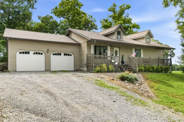19485 Perry Road, Pittsburg, IL 62974