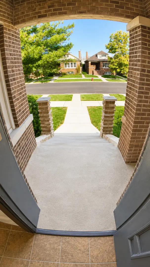 5433 W Melrose Street, Chicago, IL 60641 - #3