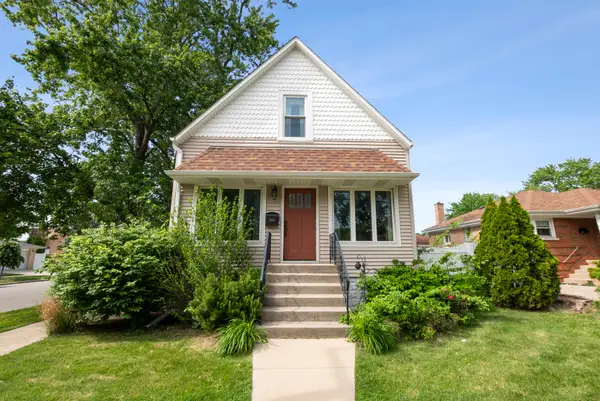 3858 W 99th Street, Evergreen Park, IL 60805