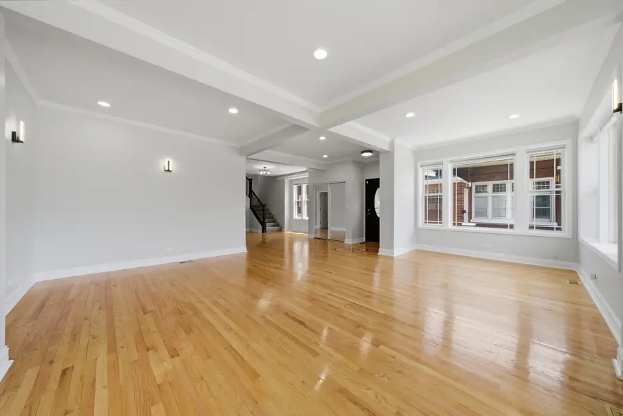 7247 S Luella Avenue, Chicago, IL 60649 - #3