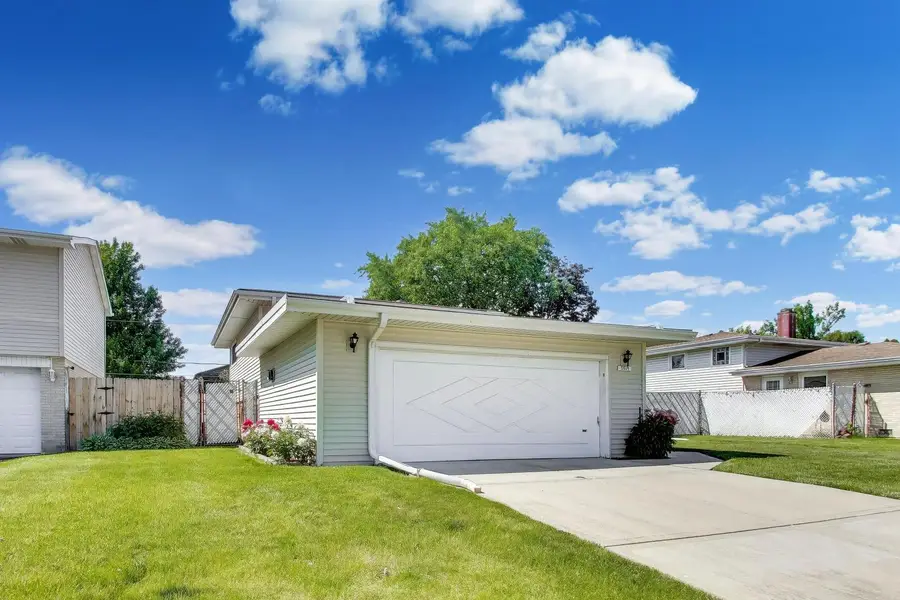 7819 Church Street, Morton Grove, IL 60053 - #3