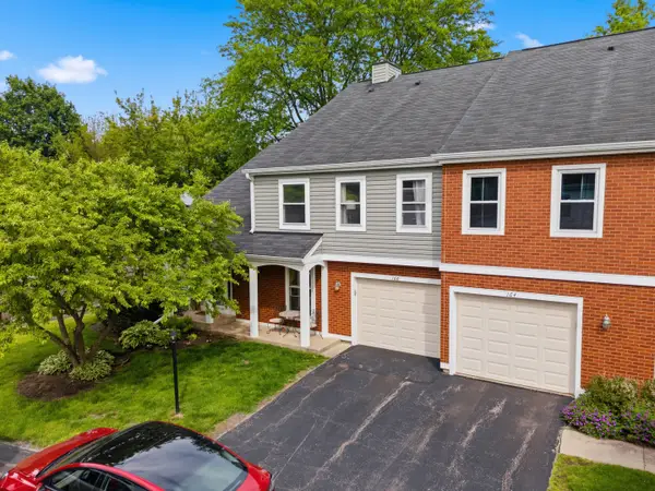 166 S Stonington Drive, Palatine, IL 60074