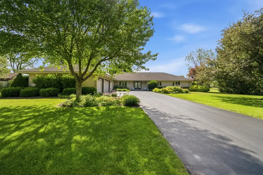 25730 N Eagle Drive, Mundelein, IL 60060 - #3