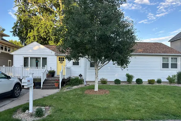 311 S 2nd Avenue, Chenoa, IL 61726
