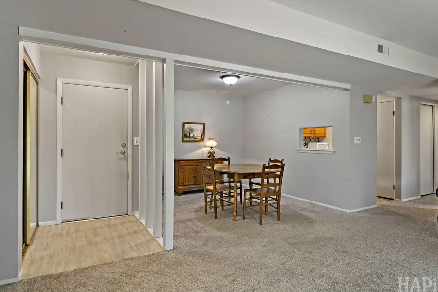 941 Wiltshire Drive #D, McHenry, IL 60050 - #3