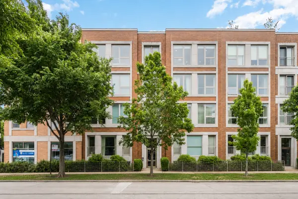 2755 N Lakewood Avenue #4S, Chicago, IL 60614