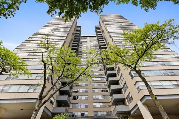 6301 N Sheridan Road #10F, Chicago, IL 60660