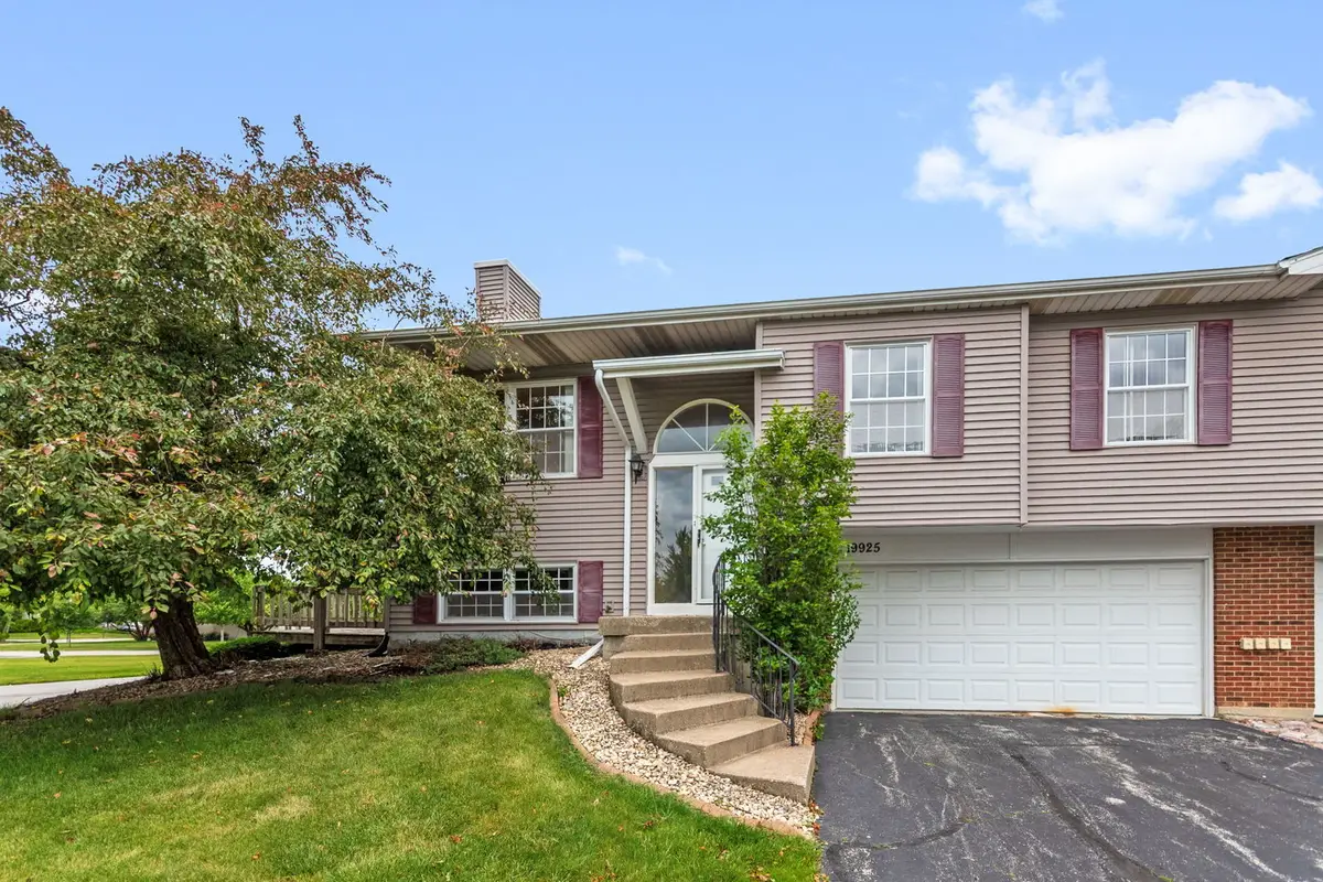 19925 S Edinburgh Lane, Frankfort, IL 60423 - #1