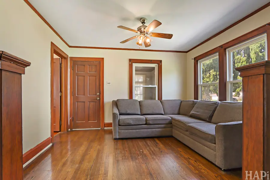 825 N Ash Street, Waukegan, IL 60085 - #2