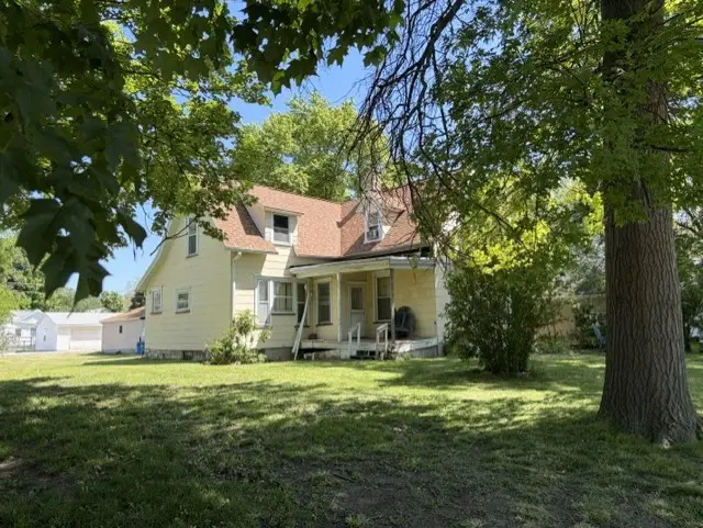 533 9th Street, Lasalle, IL 61301 - #2
