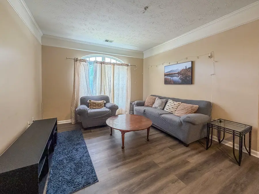 1901 N Lincoln Avenue #104, Urbana, IL 61801 - #3