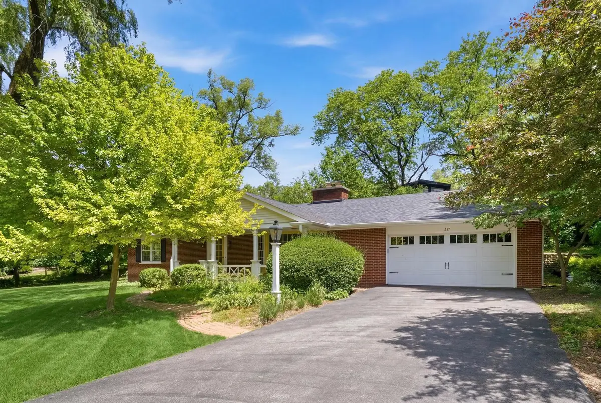 237 Beachview Lane, North Barrington, IL 60010 - #1