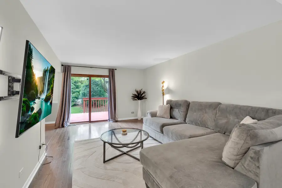 450 Berkshire Drive, Crystal Lake, IL 60014 - #3