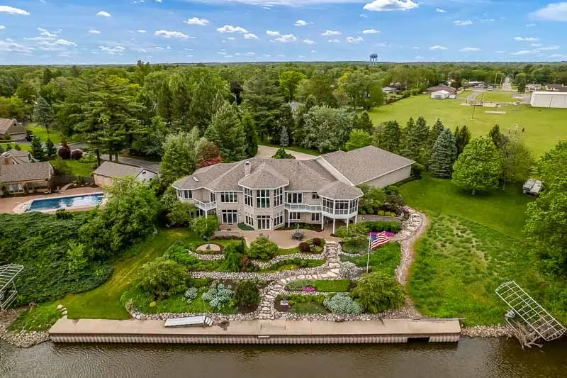 111 Sycamore Lane, Machesney Park, IL 61115 - #2