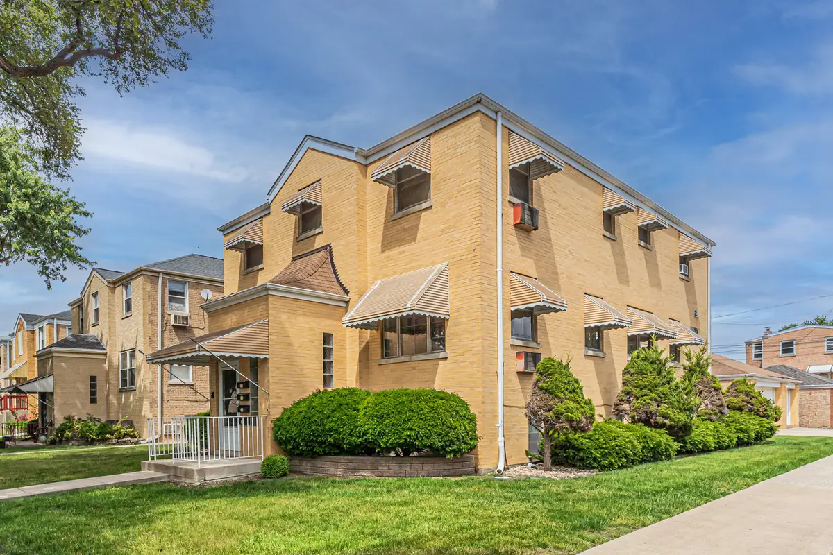 2001 N 73rd Court, Elmwood Park, IL 60707 - #1