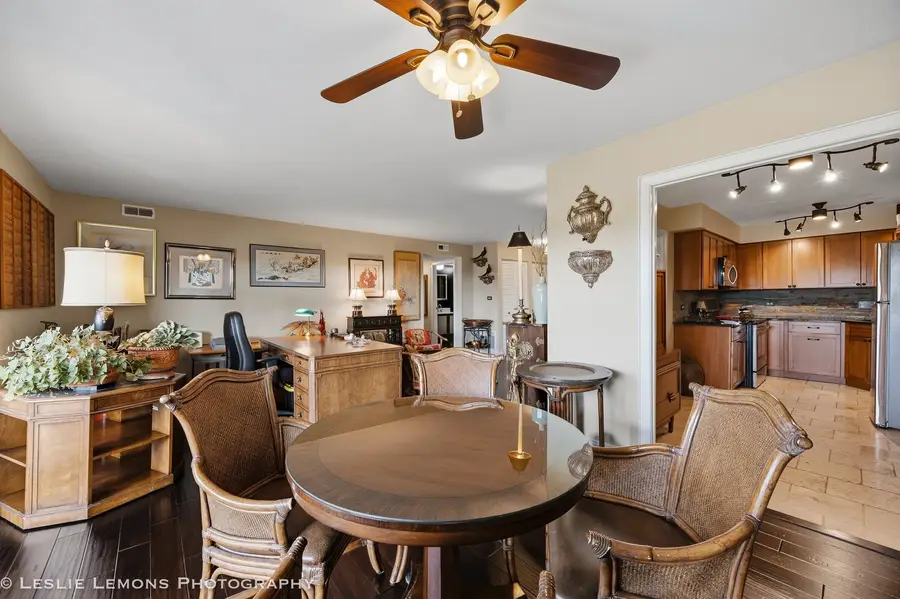 77 Lake Hinsdale Drive #402, Willowbrook, IL 60527 - #2
