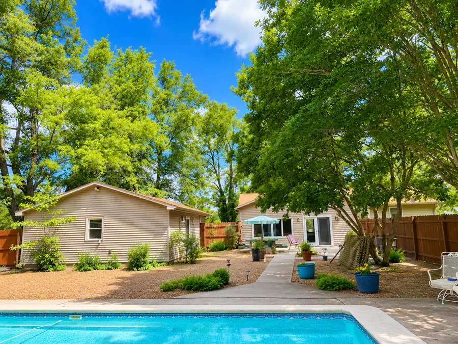 956 Country Club Road, Metropolis, IL 62960 - #3