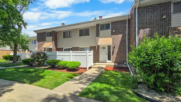 903 White Oak Lane, University Park, IL 60484