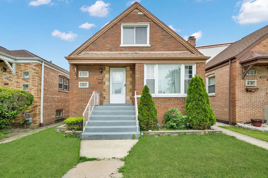 7234 S Ridgeway Avenue, Chicago, IL 60629 - #1