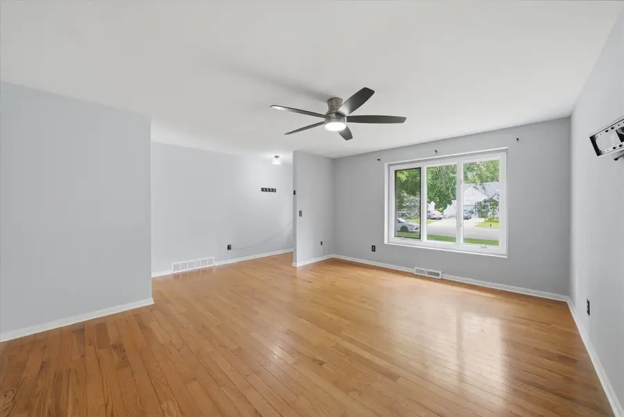 324 Boulder Hill Pass, Oswego, IL 60543 - #3