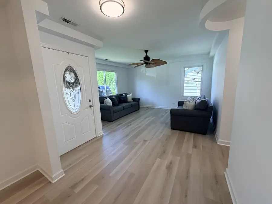 1090 Crestwood Lane, Bolingbrook, IL 60440 - #3