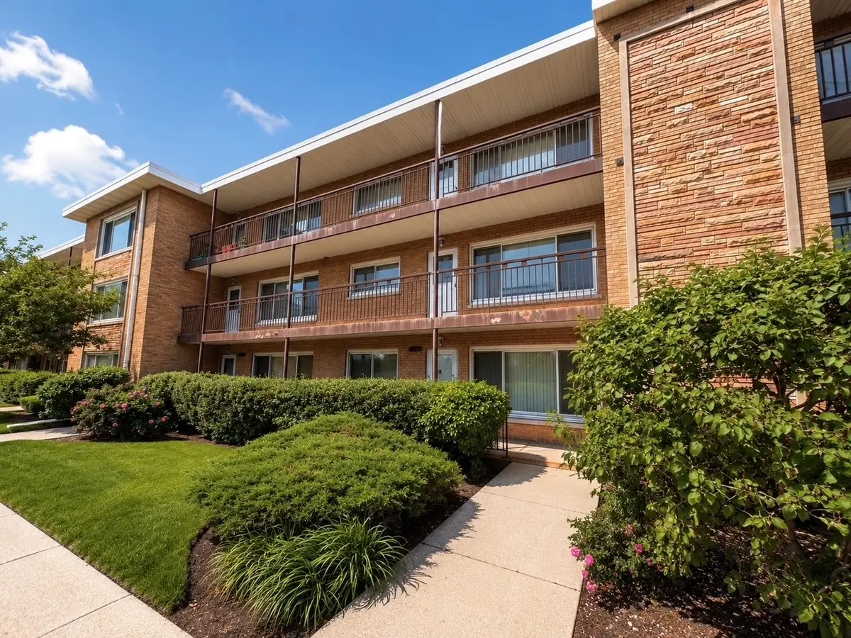 4923 N Harlem Avenue #1, Chicago, IL 60656 - #1