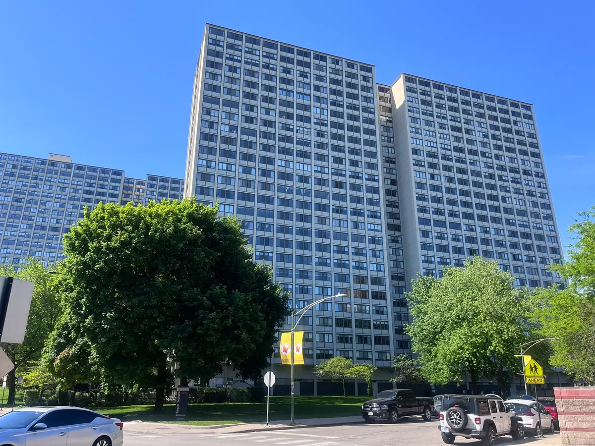 4800 S Lake Park Avenue #706A, Chicago, IL 60615 - #1