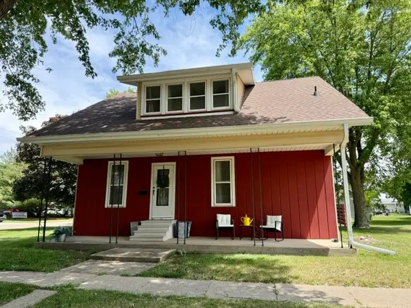 109 4th Avenue, Mendota, IL 61342