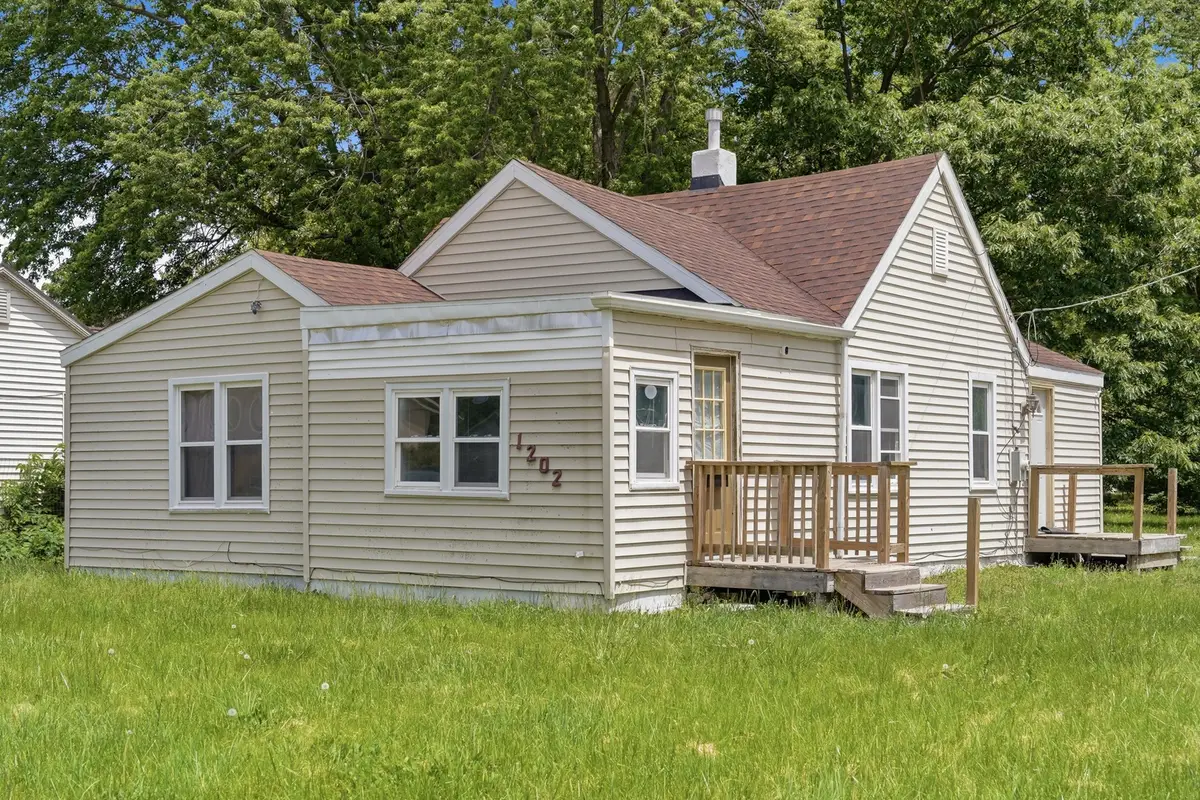 1202 Ave K, Sterling, IL 61081 - #1