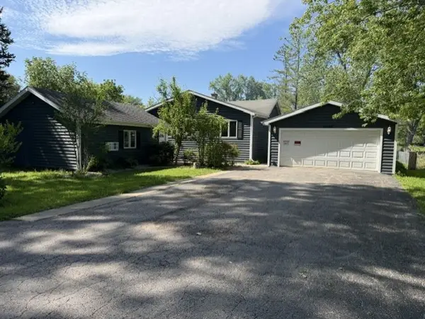 26146 W Blackhawk Avenue, Ingleside, IL 60041