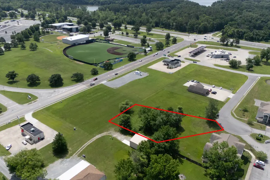 710 Eagle Pass Drive, Carterville, IL 62918 - #2
