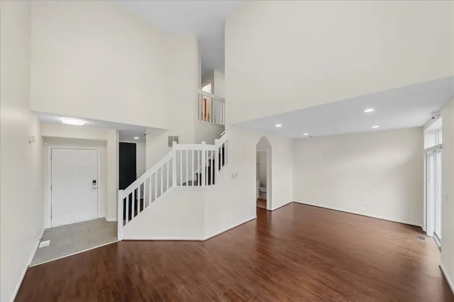 301 Lucille Lane, Schaumburg, IL 60193 - #3