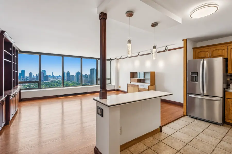 2800 N Lake Shore Drive #2808, Chicago, IL 60657 - #3
