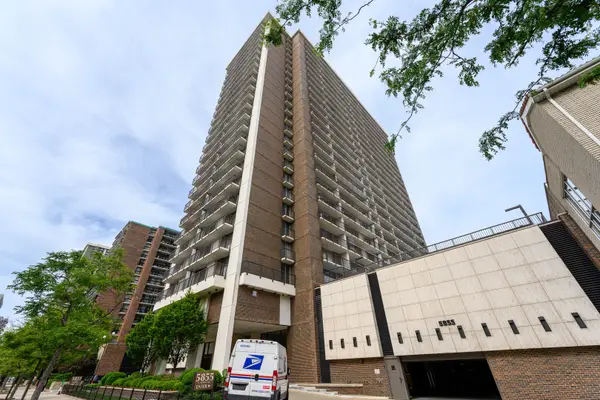 5855 N Sheridan Road #24J, Chicago, IL 60660