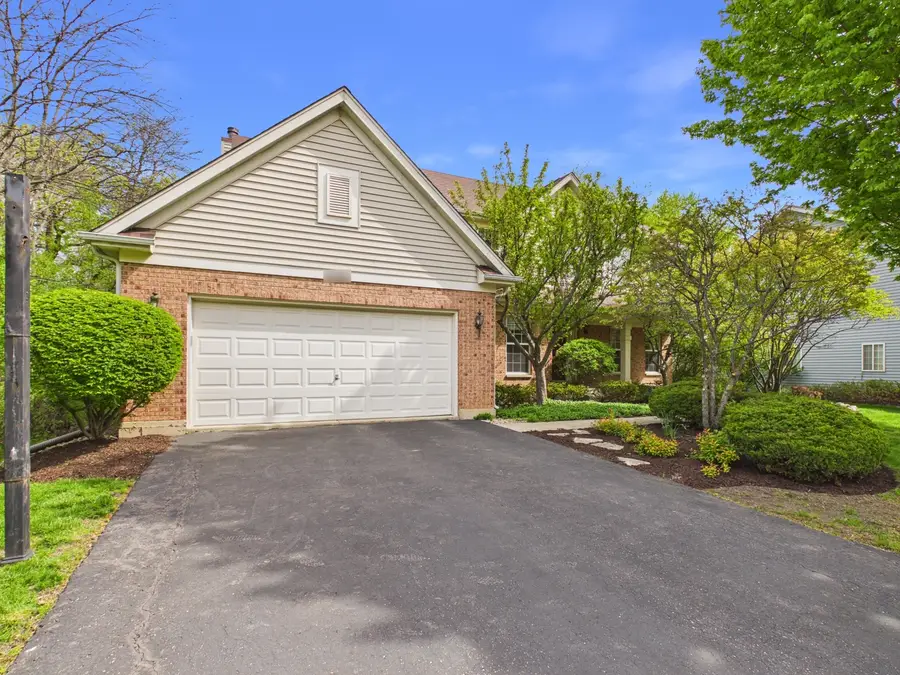 7486 Abbey Road, Gurnee, IL 60031 - #2