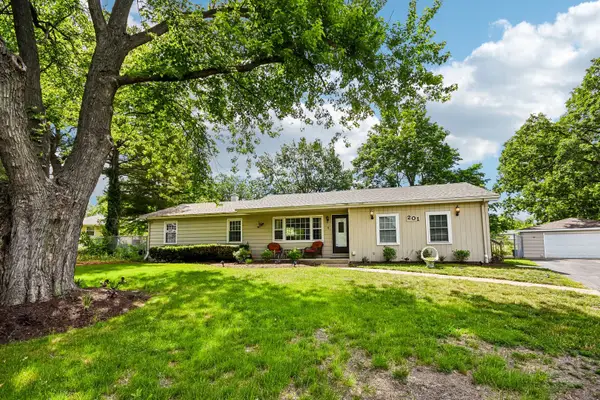 201 Laura Avenue, Shorewood, IL 60404