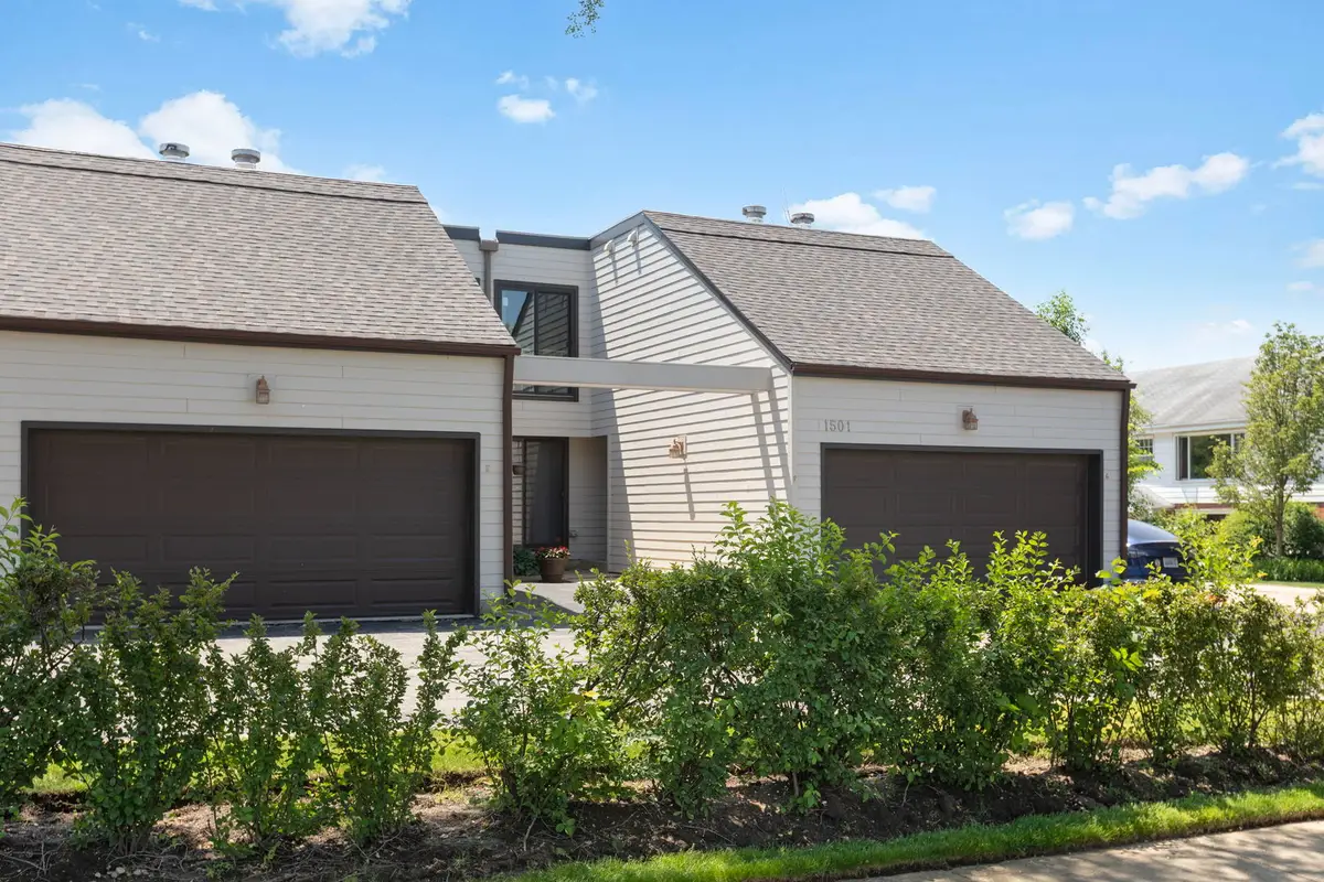 1501 Topp Lane #E, Glenview, IL 60025 - #1