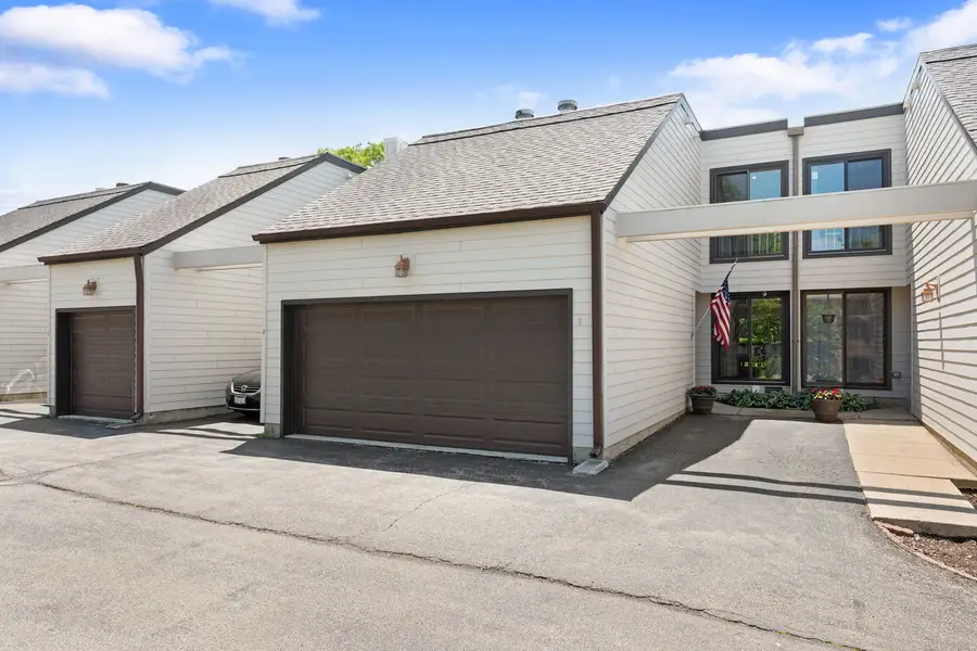 1501 Topp Lane #E, Glenview, IL 60025 - #2