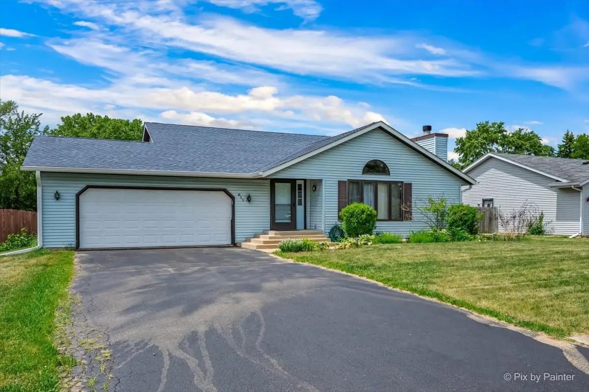 811 Arnold Avenue, Rockford, IL 61108 - #1