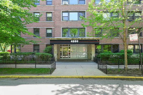 4880 N Marine Drive #715, Chicago, IL 60640