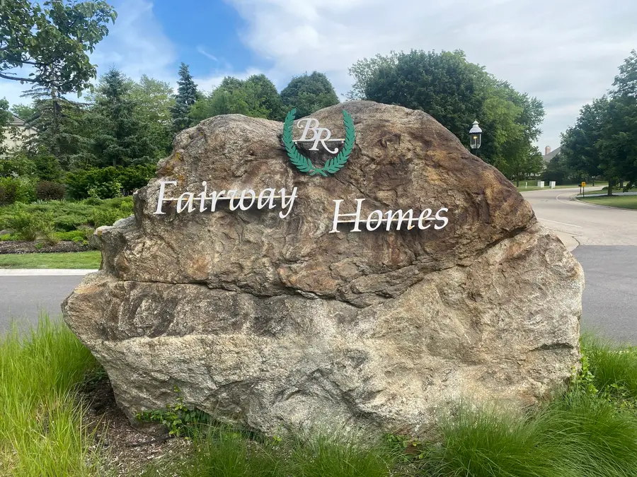 3 Sunvalley Court, Lake In The Hills, IL 60156 - #3